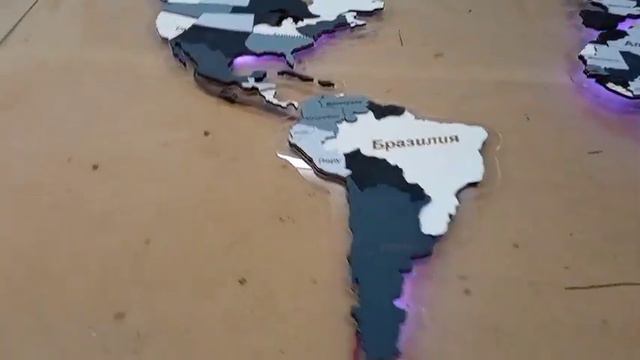 Карта мира деревянная серо-бело-черная смотреть онлайн