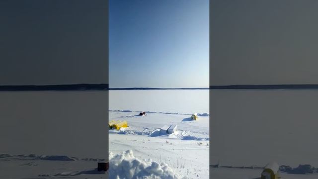 Берег реки "Енисей" примерно 250-км. До Северного Ледовитого Океана. смотреть онлайн