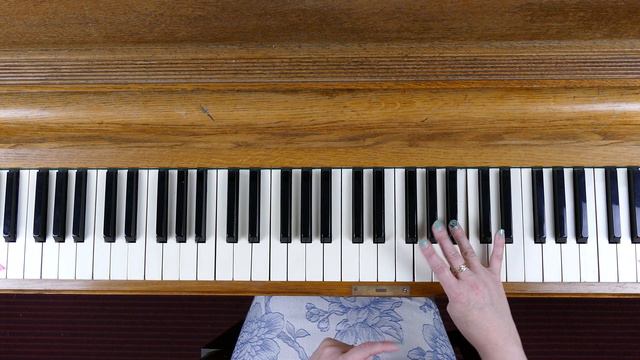E Flat Minor Scales: similar and contrary motion смотреть онлайн