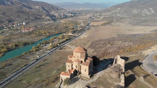 Готовим шашлык в Древней столице Грузии!!! смотреть онлайн