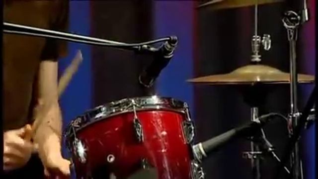 This Town Needs Guns - Live (26 is dancier than 4/I'll Tell You For Why) - TTNG смотреть онлайн