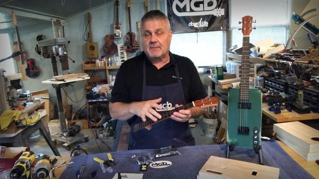 Introduction - Boxter Complete Guitar Kit with Michael Breedlove смотреть онлайн