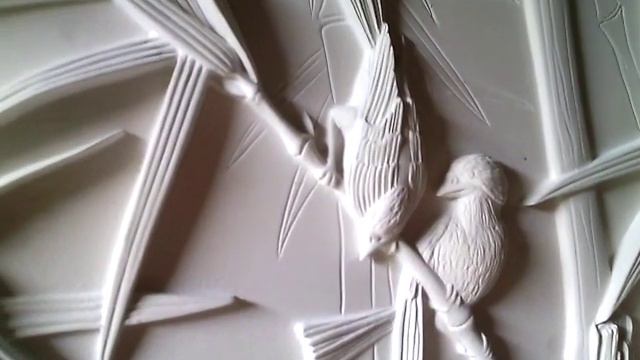 Bas-relief bird on bamboo. смотреть онлайн