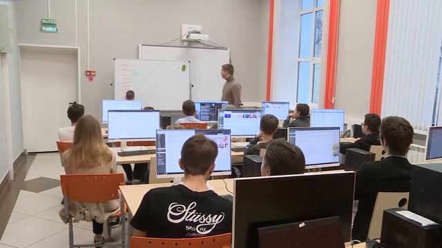 В этом году школьники из районов области смогут обучаться в технопарке Кванториум «Дружба» смотреть онлайн