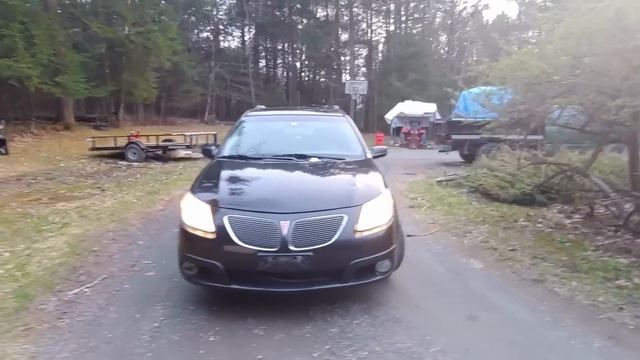 I Bought An $800 Pontiac Vibe For My Sister! смотреть онлайн