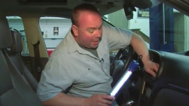 Saab 9-3 SS Видеоруководство смотреть онлайн