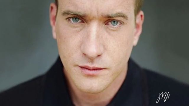 Matthew Macfadyen - Surrender To Me смотреть онлайн