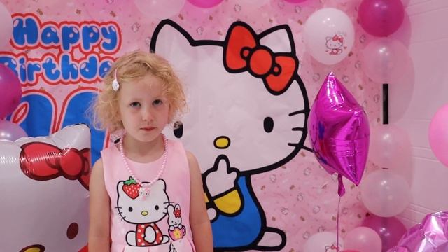 Квест от Хеллоу Китти на День рождения Бетти 4 года! смотреть онлайн