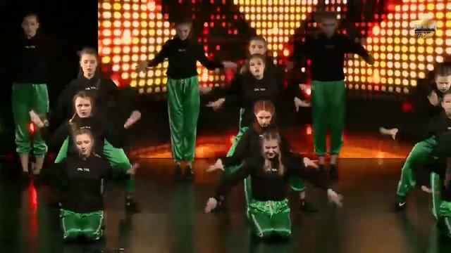 Команда Hands off, танцевальная студия XXI век. смотреть онлайн