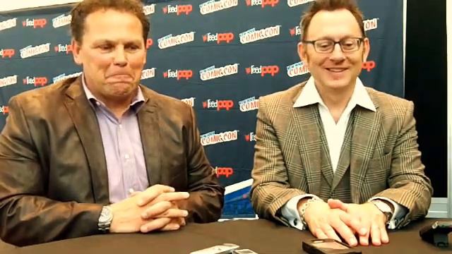 Person of Interest Stars Kevin Chapman and Michael Emerson (NYCC 2014) смотреть онлайн