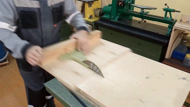 Угловые струбцины из школьных стульев смотреть онлайн