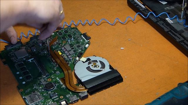 ASUS X550V czyszczenie | asus x550v cleaning смотреть онлайн