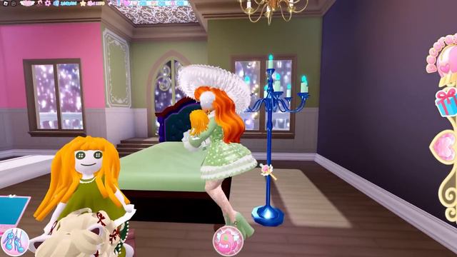EVERFRIEND UPDATE PART 4 OUT NOW! New HALO NAMES, New DRESS UP CHANGES & More! 🏰 Royale High смотреть онлайн