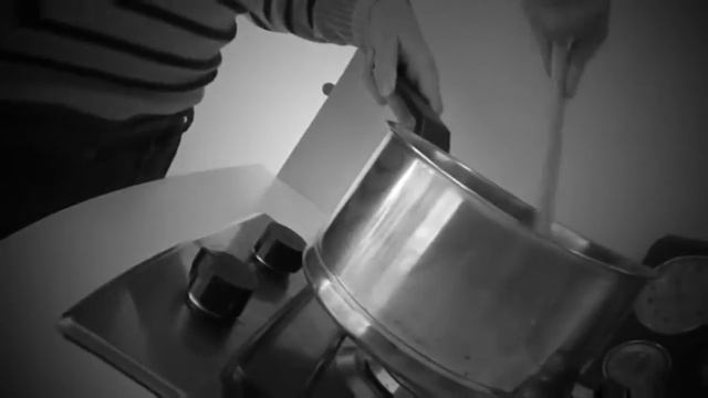 Kenwood Kitchen Machine Cooking Chef Stainless Steel & Silver KM080 смотреть онлайн