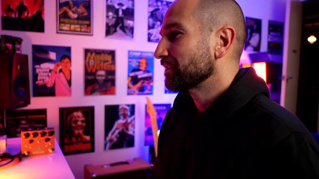 Favorite Inexpensive Guitar Ever? Is the Bad Monkey the Next Klon? - Live Guitar Q&A смотреть онлайн