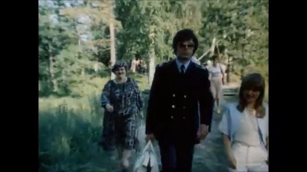 Я СОШЬЮ СЕБЕ РУБАХУ ИЗ КРАПИВНОГО ЛИСТА/ВИТАЛИЙ ЧЕРНИЦКИЙ