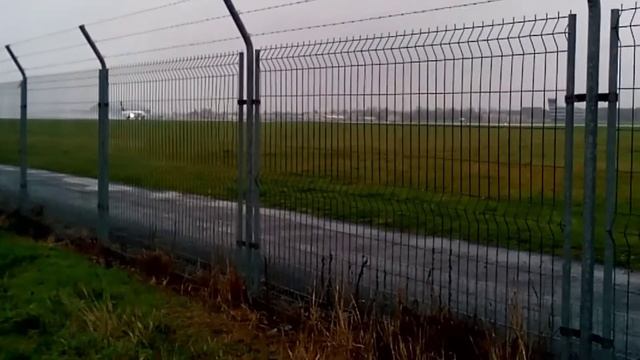 Boeing 737-8CX Travel Service Ostrava airport ODLET смотреть онлайн