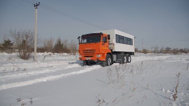 Комфортные вахтовые автомобили КАМАЗ на пневмоподвеске ROSTAR | Зимние тесты смотреть онлайн