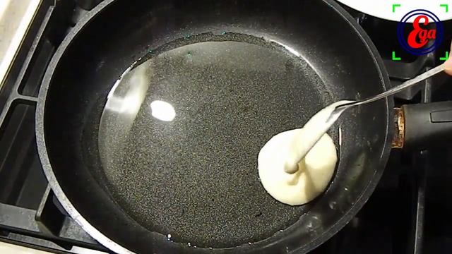 Вкусный завтрак. Быстрые оладьи на кефире смотреть онлайн