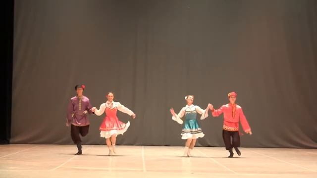 Кадриль» в исполнении артистов «Русский балет» смотреть онлайн