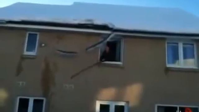 Ржач! Чуть камеру не выронил!