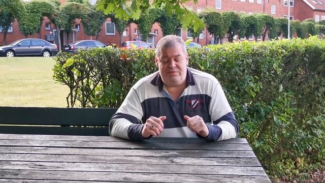 Смешной анекдот про "Соблюдение правил" смотреть онлайн