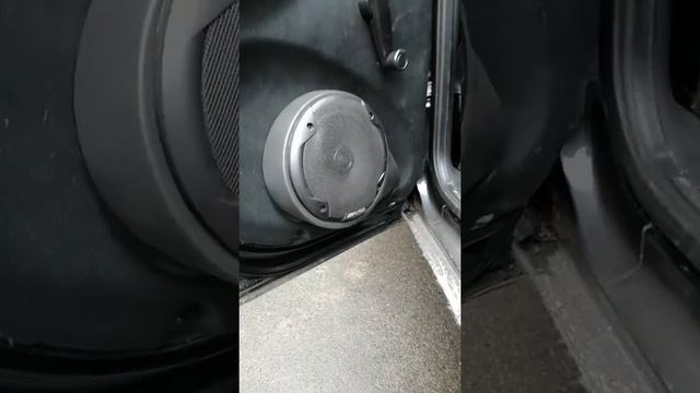 Динамики в задние двери Шевроле Нивы через подиумы смотреть онлайн