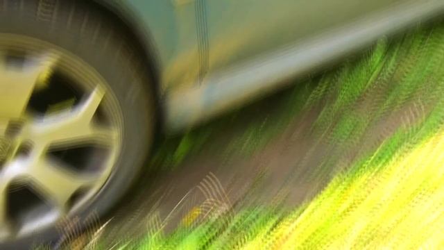 Mr. Joe on Opel Vectra OPC VS Green Man on Chevy Camaro in Funny Race in Forest for Kids смотреть онлайн