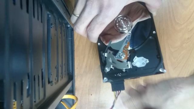 Уничтожение данных с жесткого диска смотреть онлайн