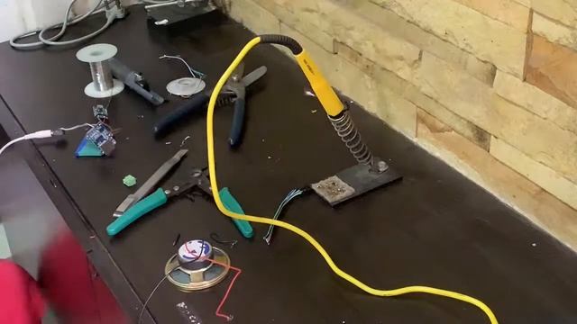 How To Make Your Own iPod Like MP3 Player under 8$ | 100% eco-friendly смотреть онлайн