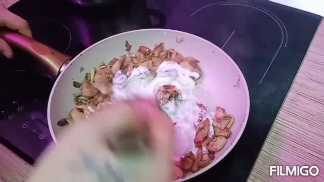 Жульен из вешенок.  Горячая закуска,  гости будут довольны