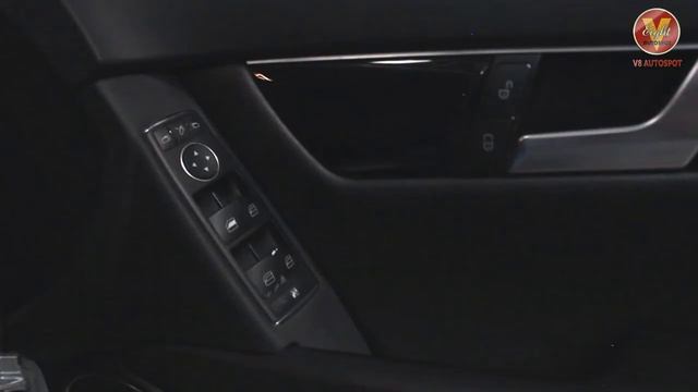 Mercedes Benz C200 CGI 2011 смотреть онлайн