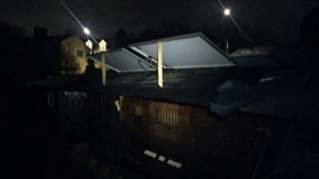 Piano Raft & why solar panels don't fly off смотреть онлайн