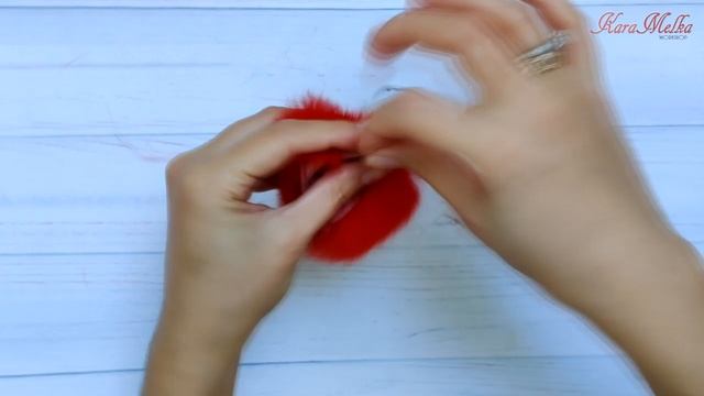 Шикарные ЗИМНИЕ резиночки: делаем помпон из натурального МЕХА своими руками смотреть онлайн