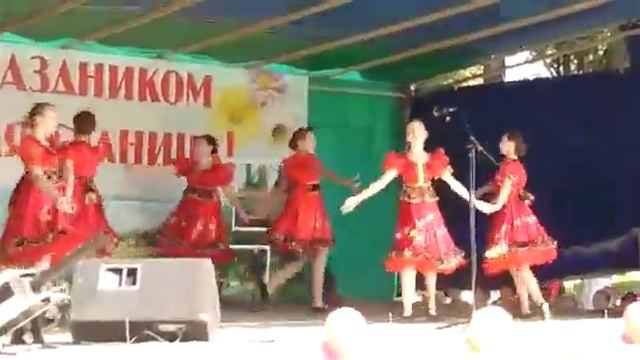 Ансамбль ,, Кубанушка" . Танец ,,Калина" смотреть онлайн