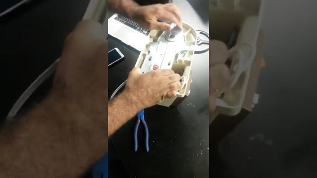 EGR 201 Food Processor Disassembly смотреть онлайн