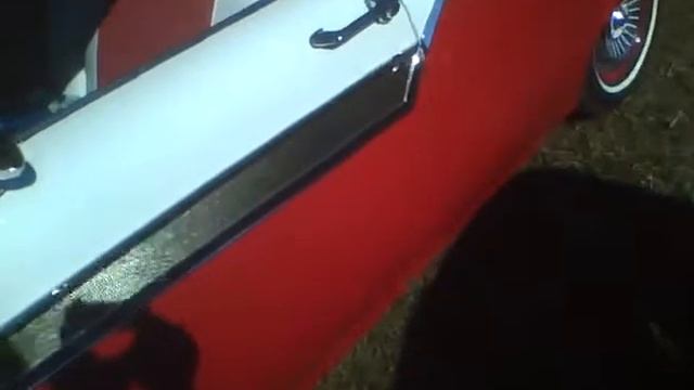 1957 Ford Fairlane смотреть онлайн