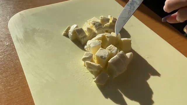Легкий САЛАТ с КУСКУСОМ для тех, кто следит за фигурой! Вкуснейший боул с овощами и моцареллой смотреть онлайн