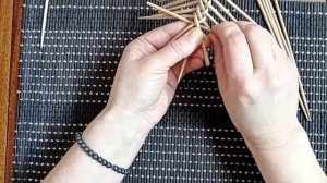 Колосок из бумажной лозы