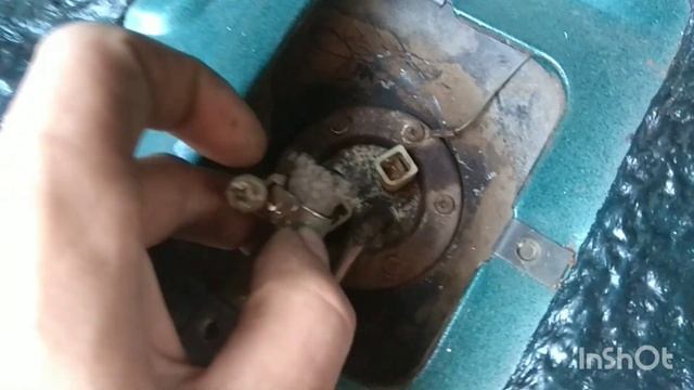 Замена датчика уровня топлива в баке. Спокойная стрелка уровня топлива на Славуте 1103 смотреть онлайн