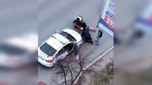 Удар по яйцам менту) и кое-что я оставил в описании)