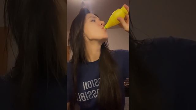 Пью лимонный сок смотреть онлайн