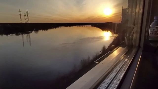 Рассвет на Неве ? Полтора часа в 23 секундах смотреть онлайн