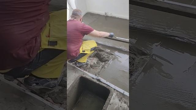 ПАШЕТ В ПОТЕ ЛИЦА! ? А ВЫ ГОВОРИТЕ... ? #ремонтквартир смотреть онлайн