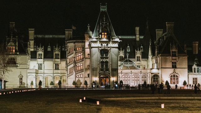 CHRISTMAS AT BILTMORE | Candlelight Tour | Asheville, NC | 4K Video смотреть онлайн