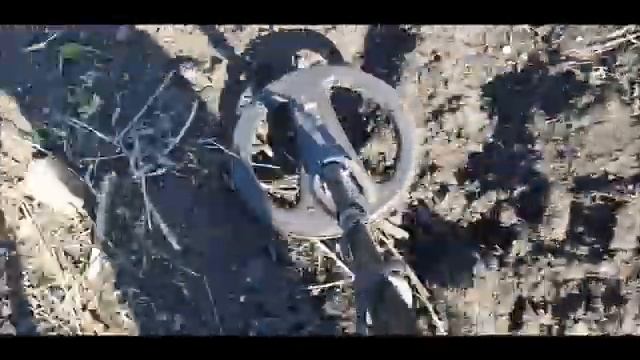 ЧУДО ПОЛЕ. поиск монет металлоискателем Minilab Xterra 705 и сбор металлолома смотреть онлайн