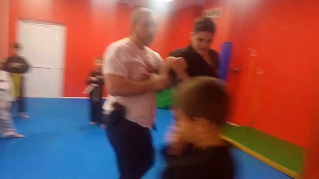 Син Му Хапкидо, защита от ножа смотреть онлайн