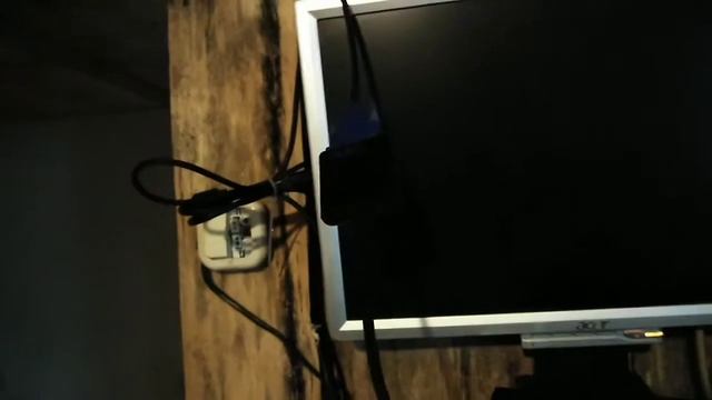 Подключение обычного монитора к цифровой преставке. Переходник с DVI на HDMI. смотреть онлайн