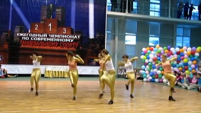 #Тектоник танцуют девчонки. Соревнования по тектонику. #Tecktonik смотреть онлайн