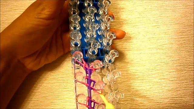 Браслет из резинок на станке Четверной рыбий хвост видео смотреть онлайн